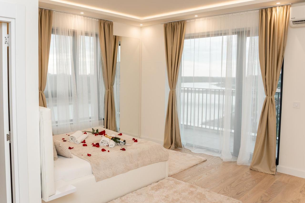 Sinfonia Lux Apartamento Belgrado Exterior foto